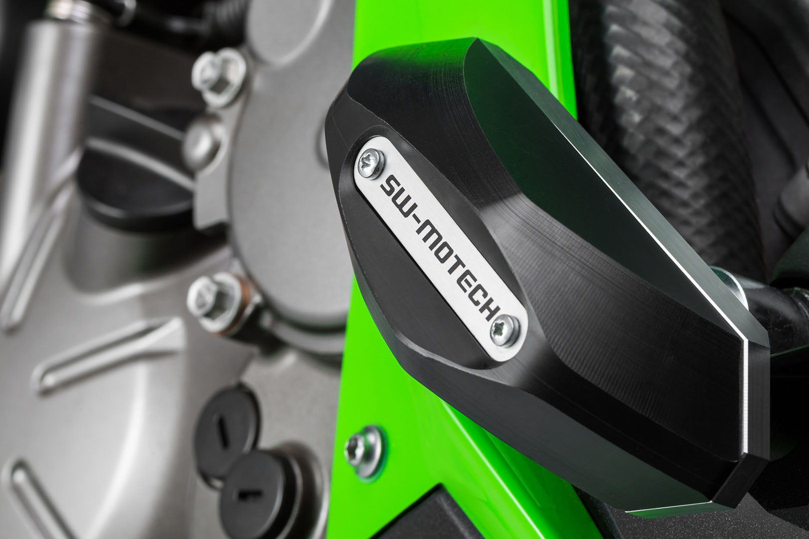 SW-MOTECH FRAME SLIDER KAWASAKI ZX636R(13-22) STP.08.590.11100/B