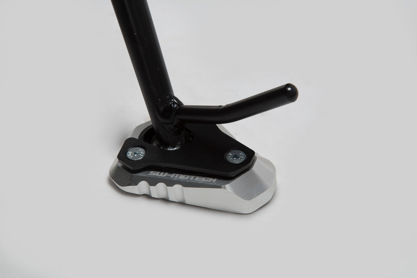 SW-MOTECH SIDE STAND EXT KAWASAKI MODELS (11-22) STS.08.102.10000/S