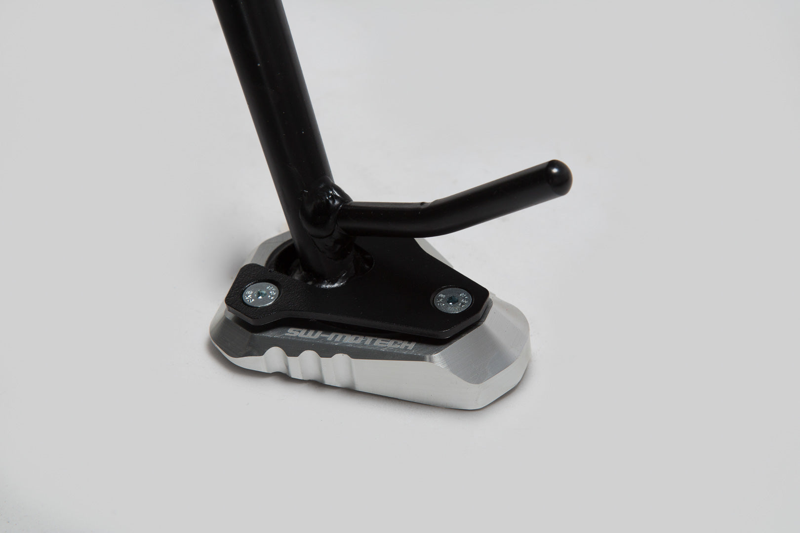 SW-MOTECH SIDE STAND EXT KAWASAKI MODELS (11-22) STS.08.102.10000/S